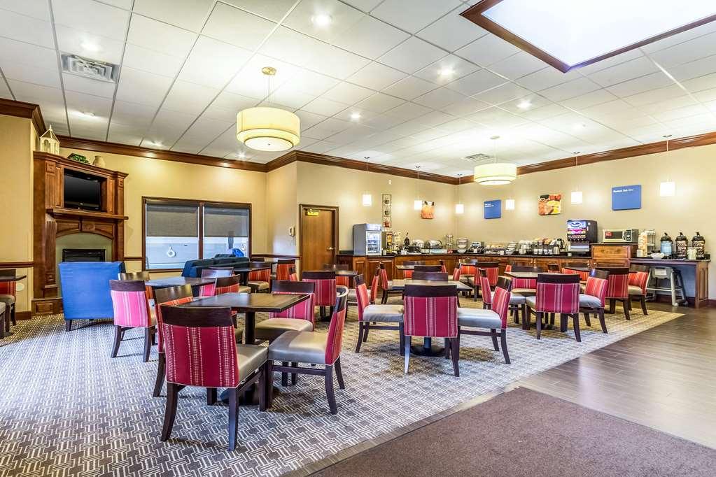 Quality Inn Dover レストラン 写真