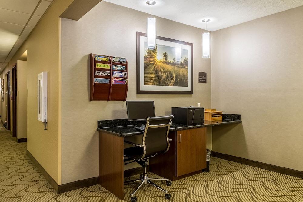 Quality Inn Dover エクステリア 写真